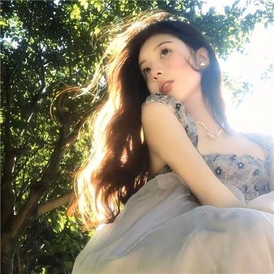幸福是一尾皱颈蜥蜴